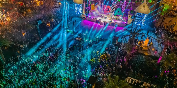 Tổ Chức Lễ Hội Âm Nhạc Là Gì? Những Điều Cần Biết